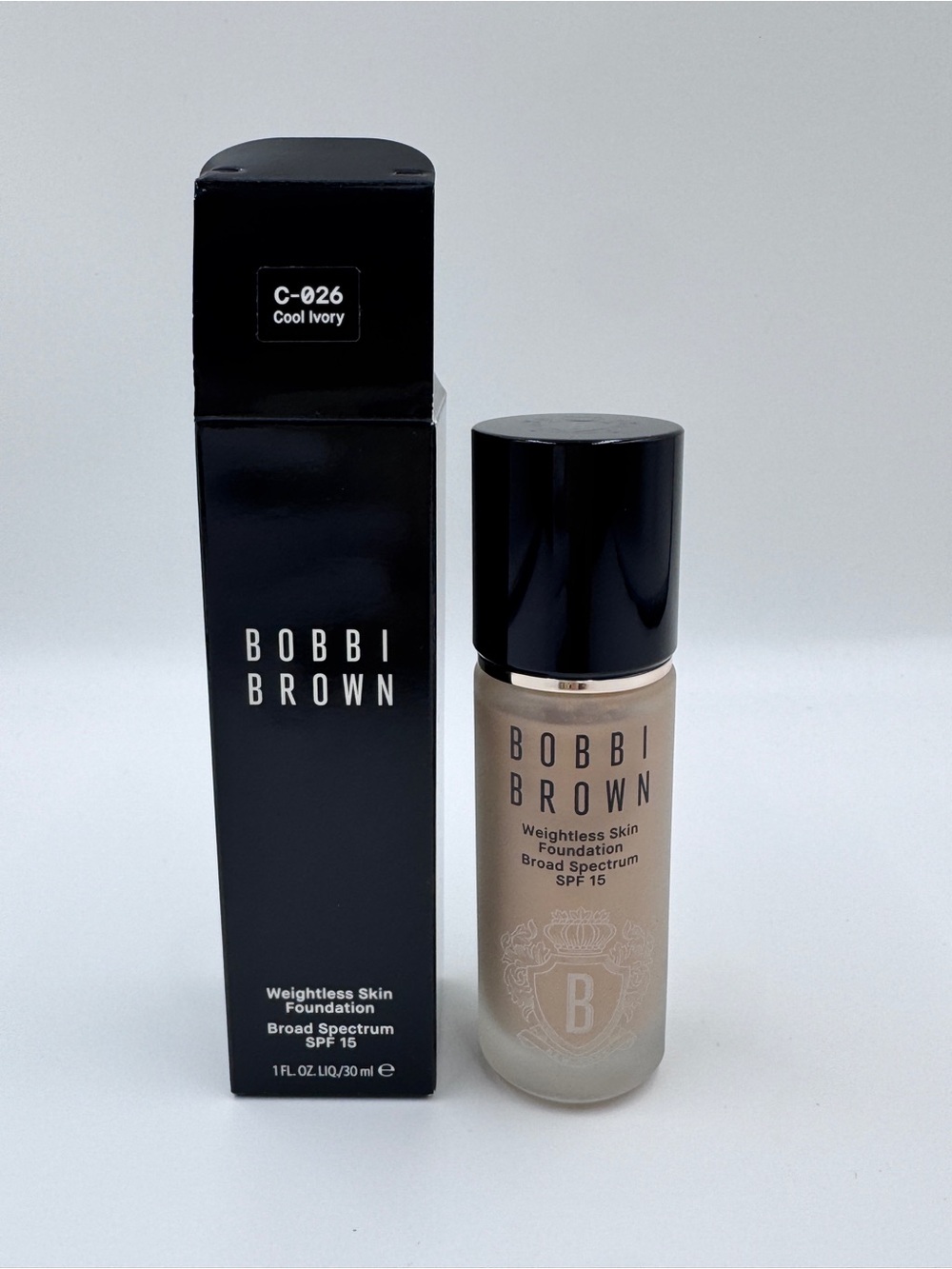 Bobbi Brown Weightless Skin Foundation - Cool Ivory C-026
